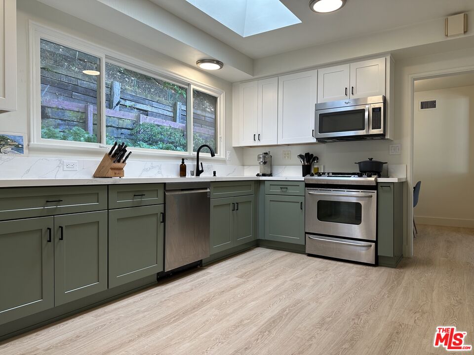 3409 Camino De La Cumbre