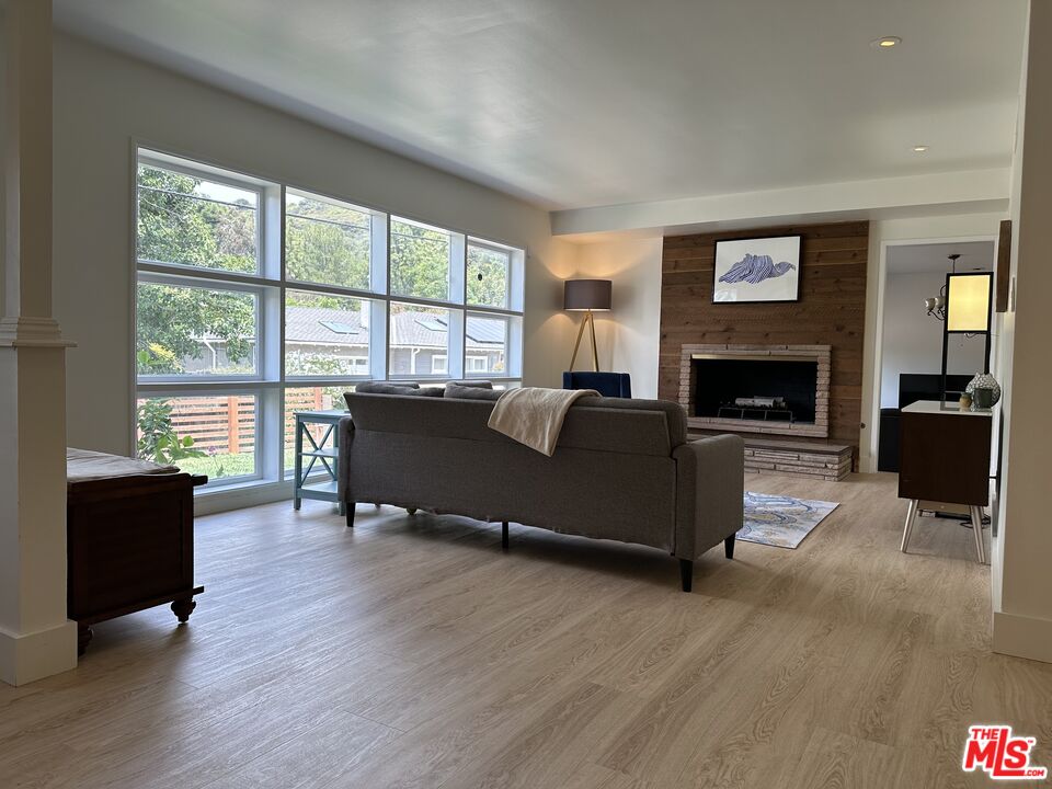 3409 Camino De La Cumbre