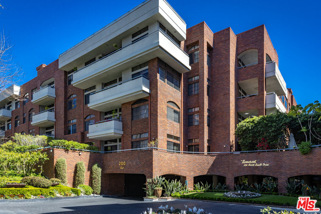 200 N Swall Dr Unit: 503