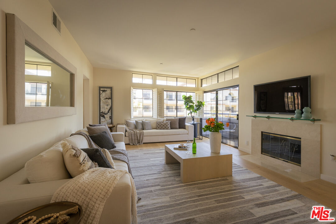 200 N Swall Dr Unit: 503