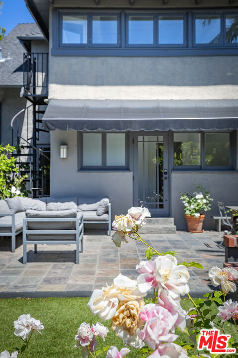 1957 Canyon Dr