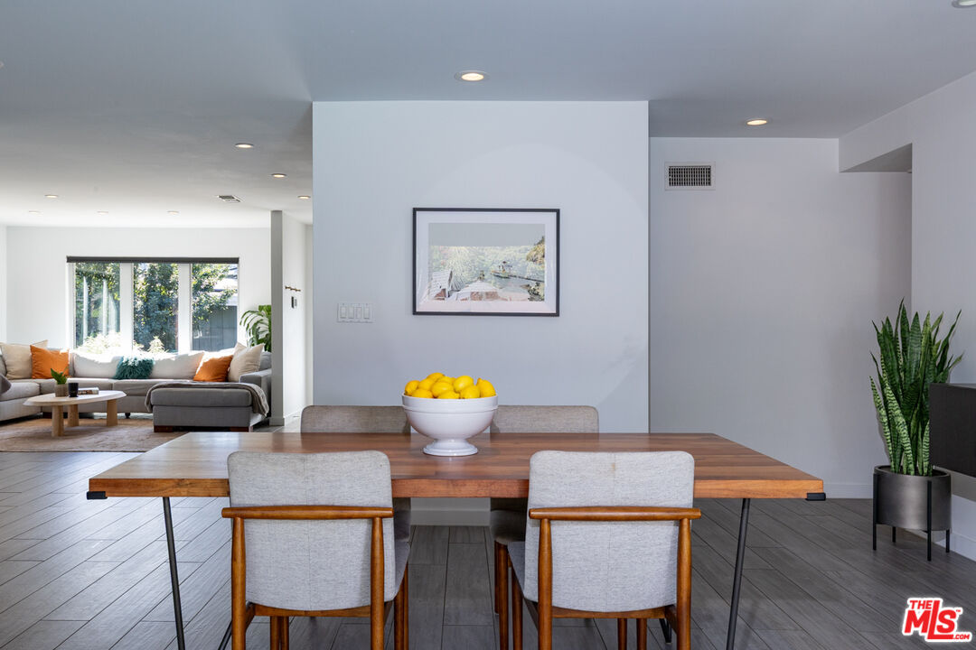 3374 Canton Way