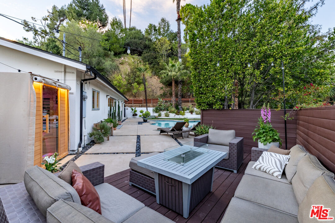 3374 Canton Way