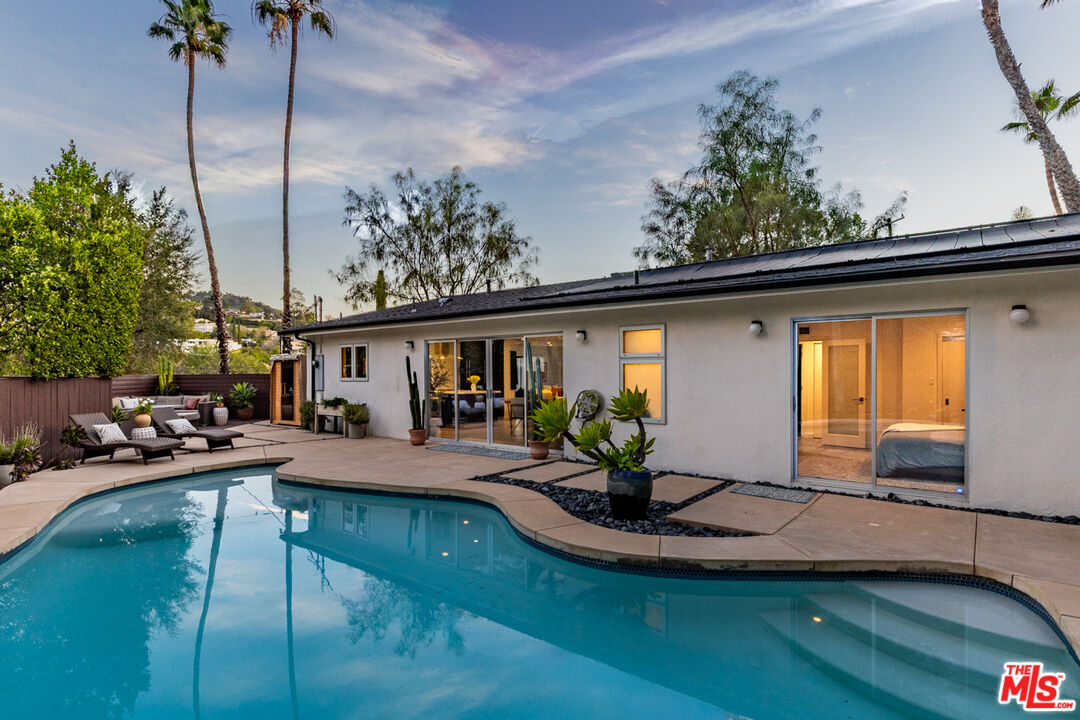 3374 Canton Way
