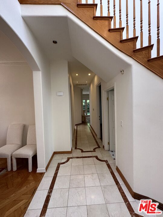 623 Palisades Ave