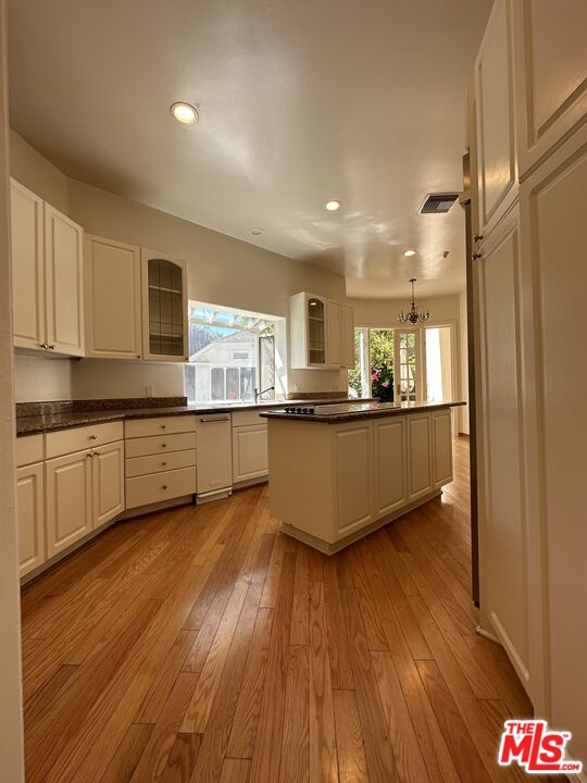623 Palisades Ave