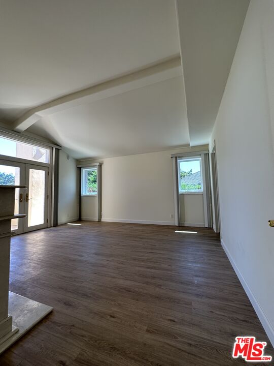 623 Palisades Ave