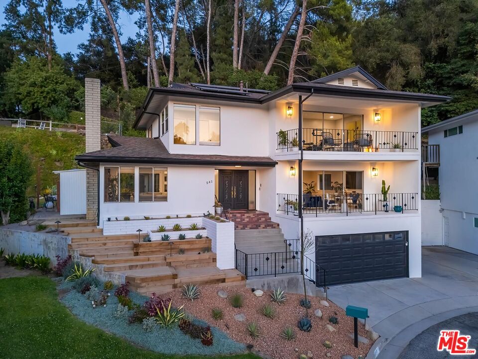 541 Martos Dr