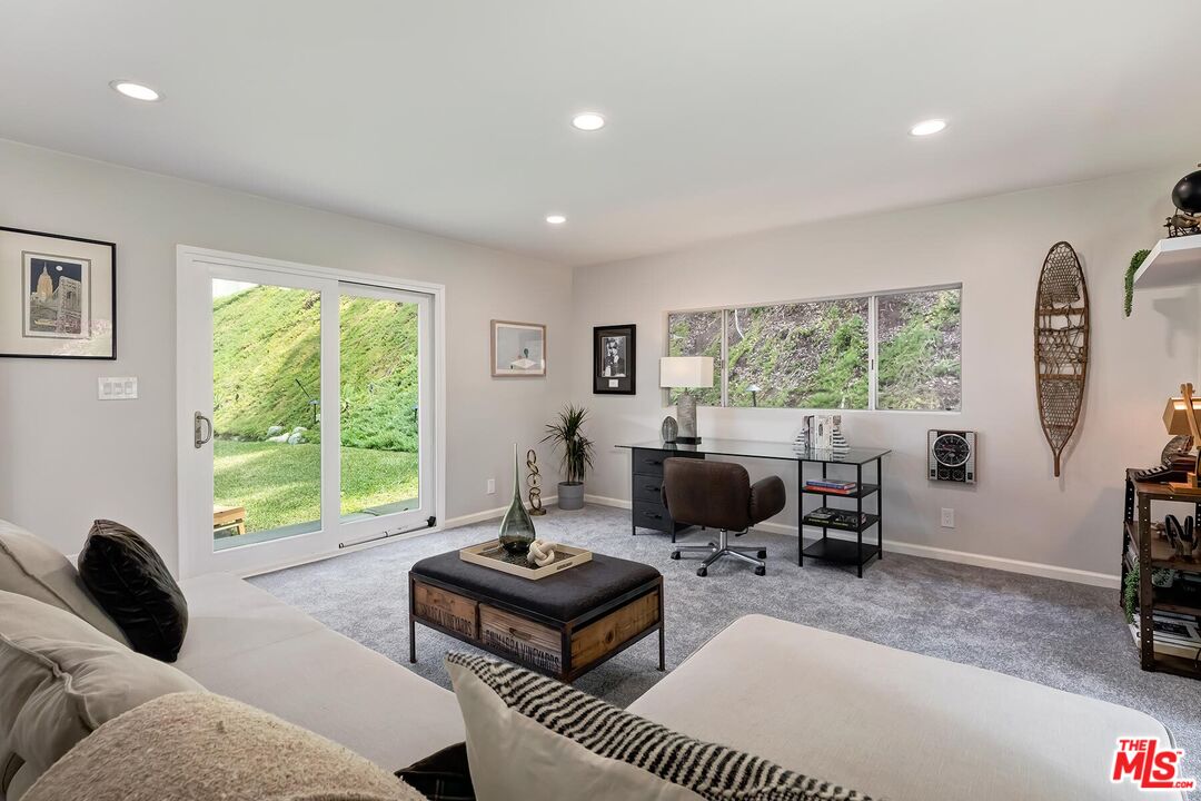 541 Martos Dr