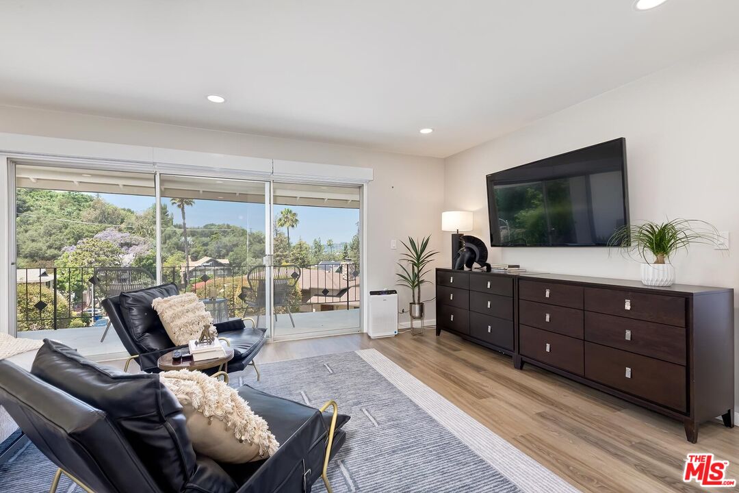 541 Martos Dr