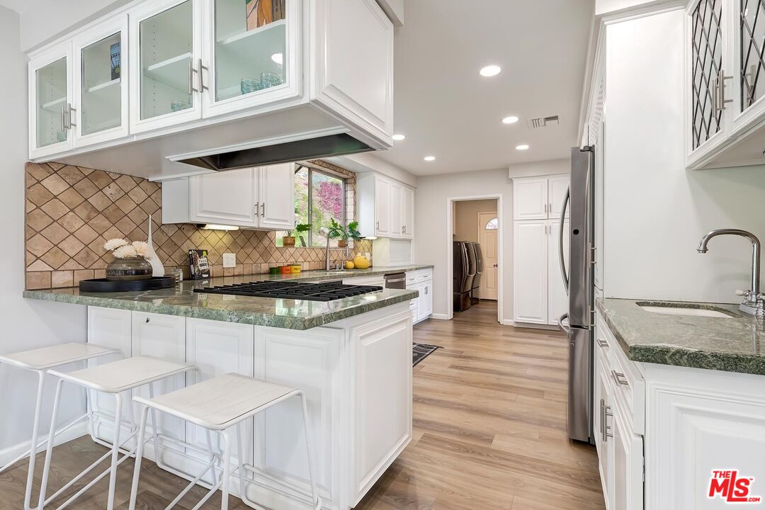 541 Martos Dr
