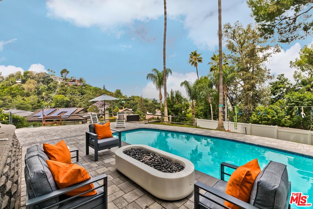 541 Martos Dr
