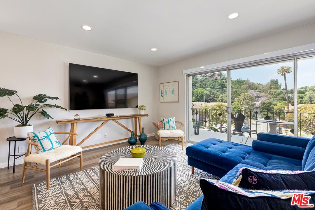 541 Martos Dr