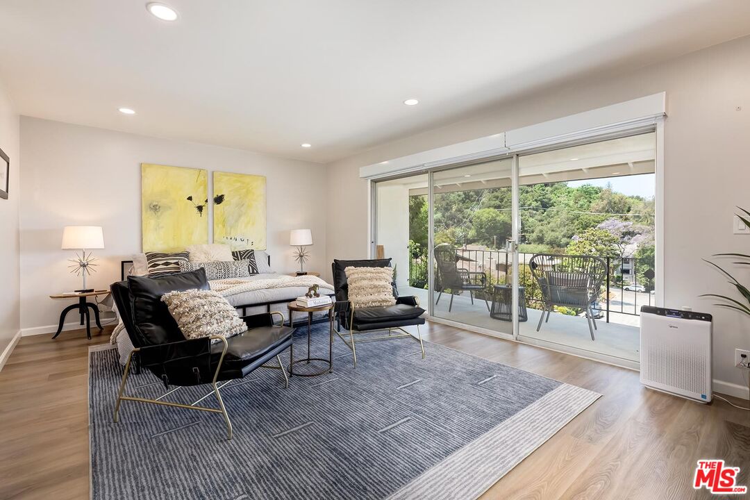 541 Martos Dr