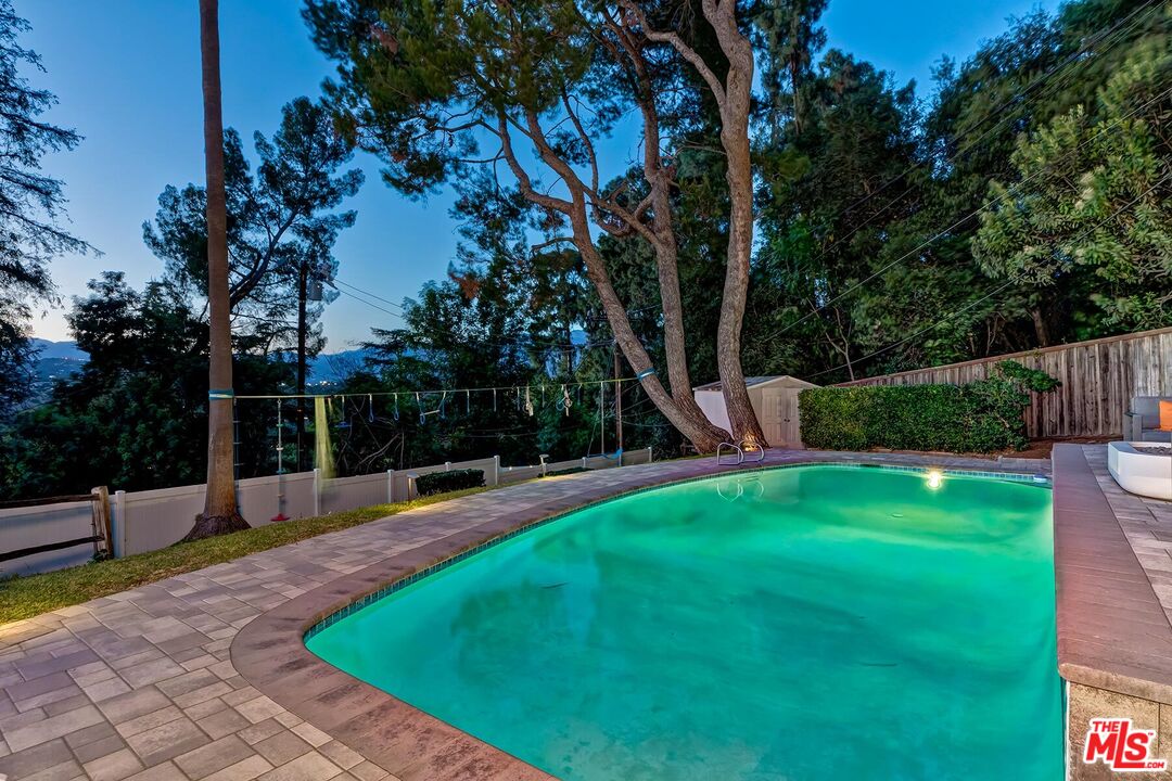 541 Martos Dr