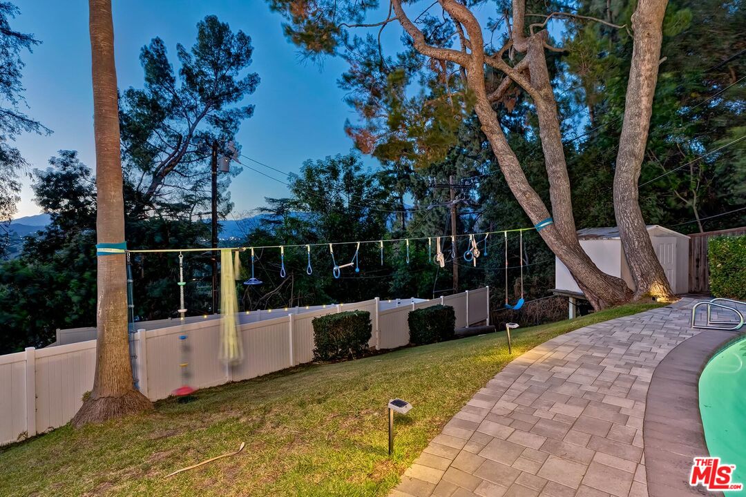 541 Martos Dr