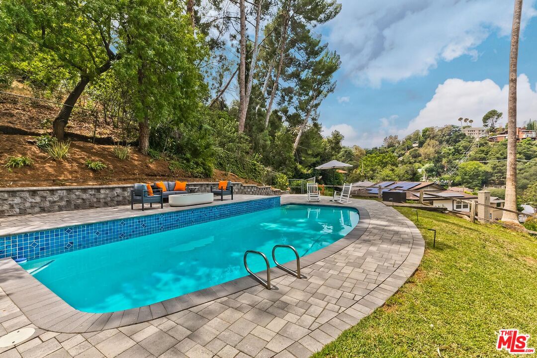 541 Martos Dr
