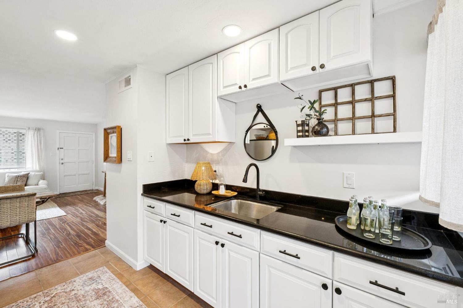 61 Pixley Avenue Unit: #2