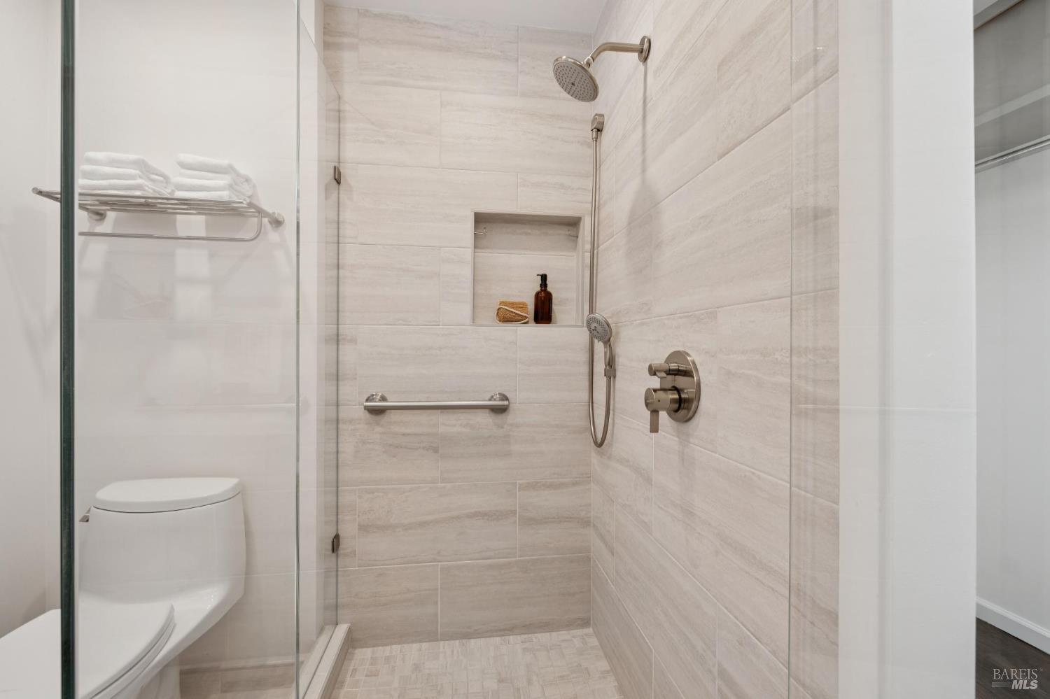 125 Stuyvesant Drive