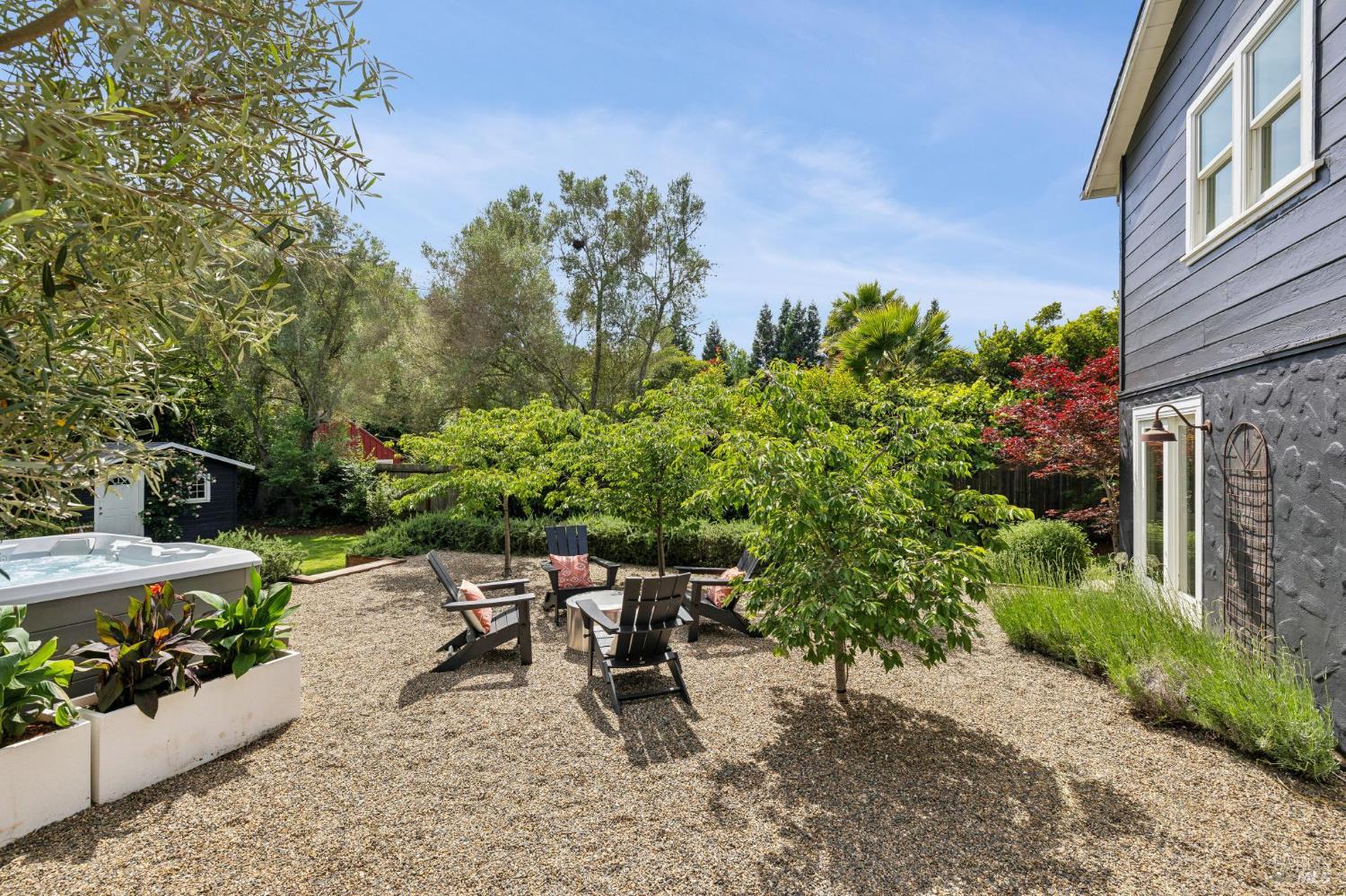 160 Deer Hollow Road