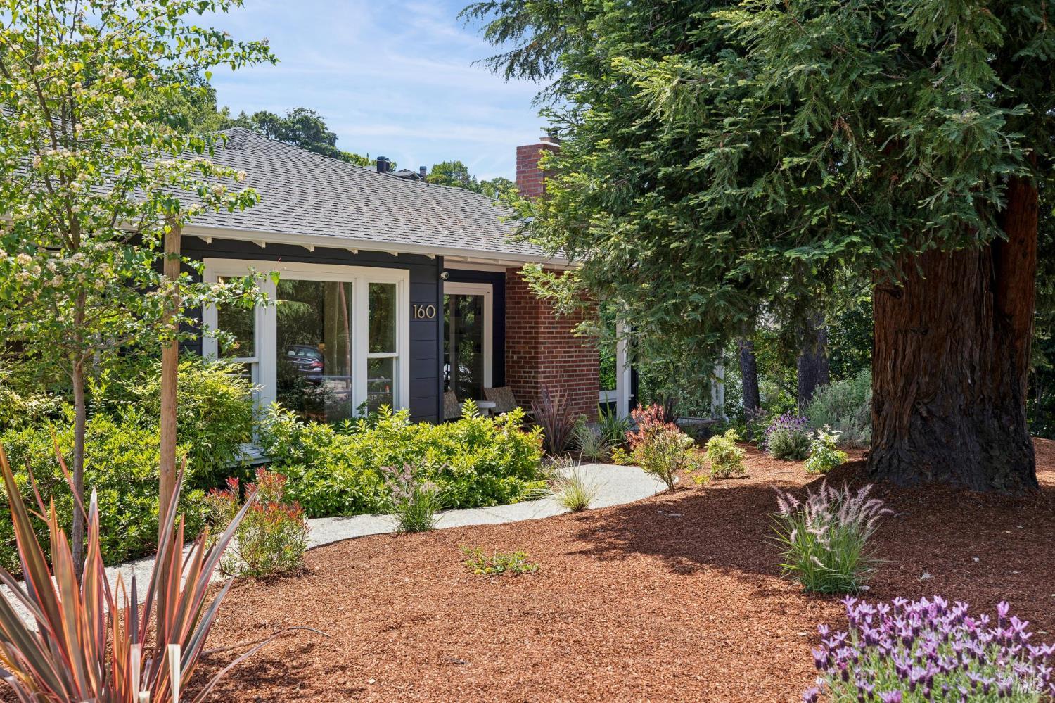 160 Deer Hollow Road