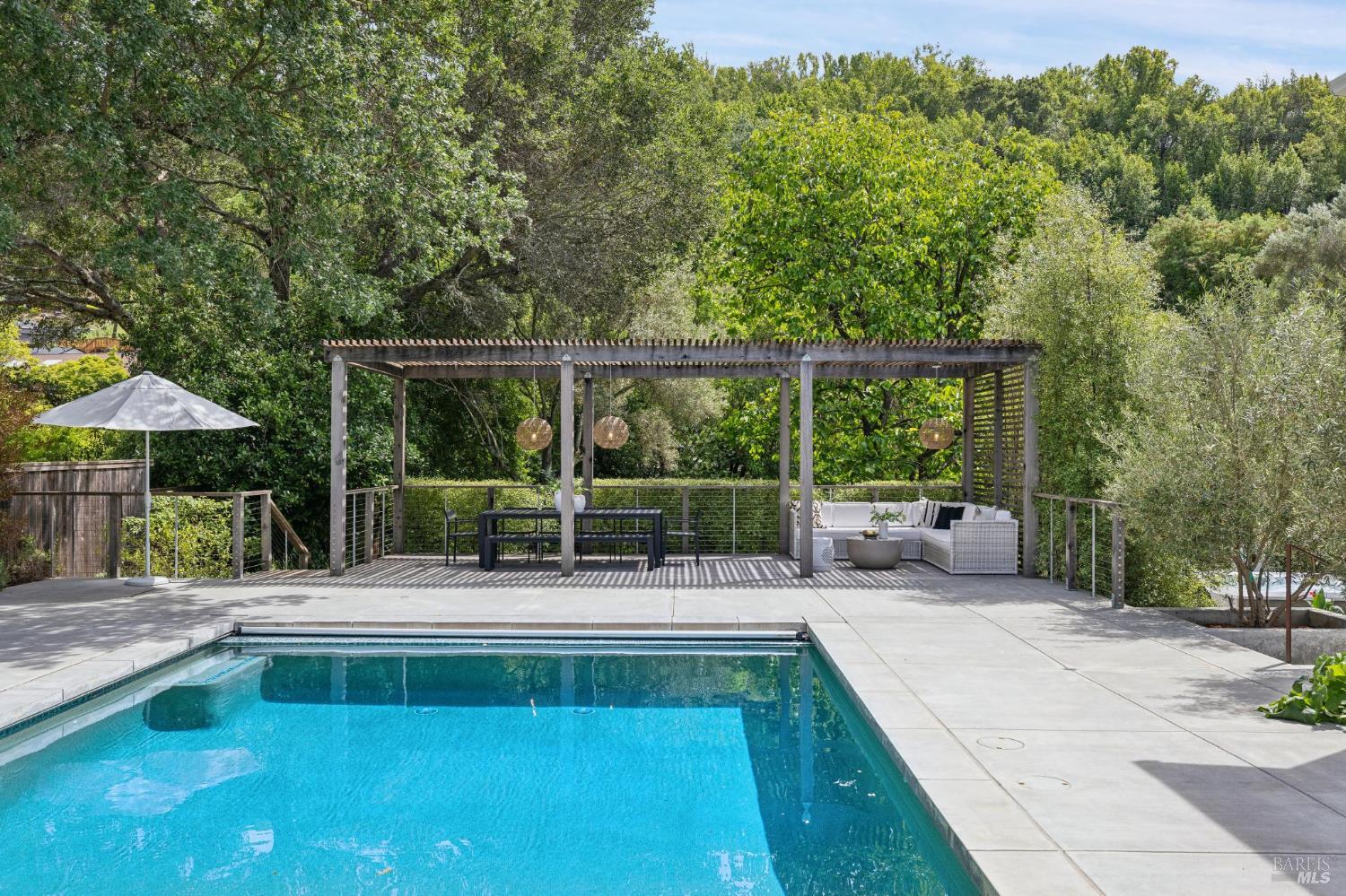 160 Deer Hollow Road