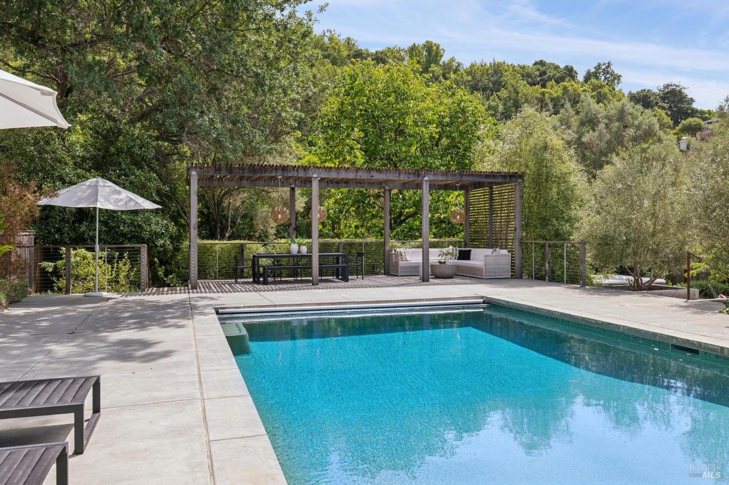 160 Deer Hollow Road