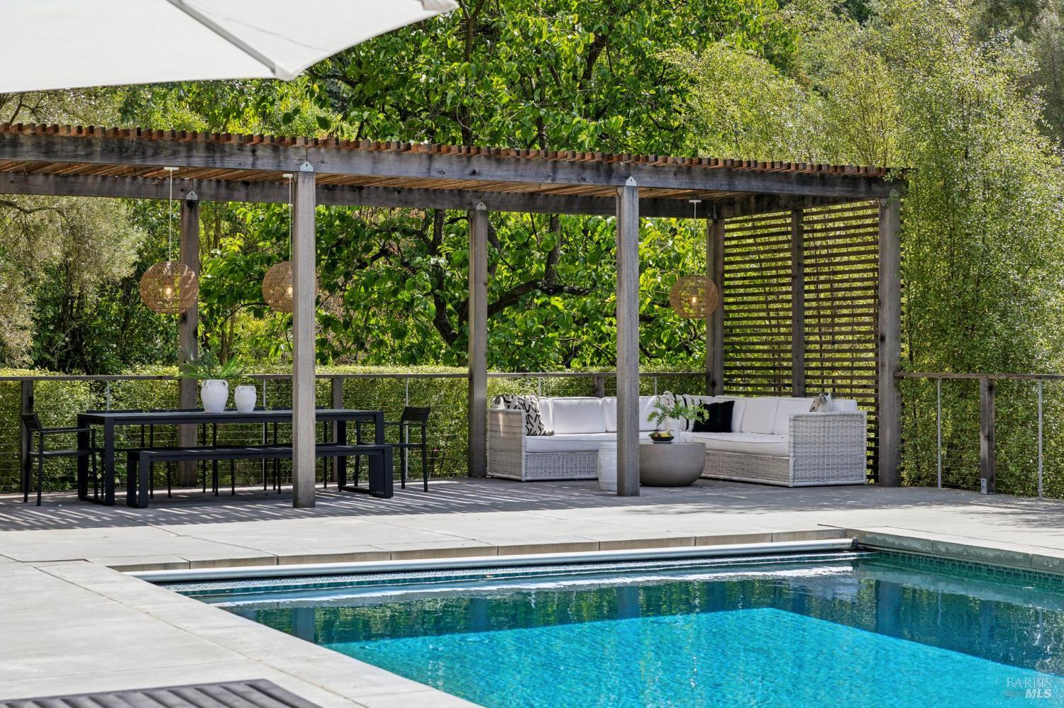160 Deer Hollow Road