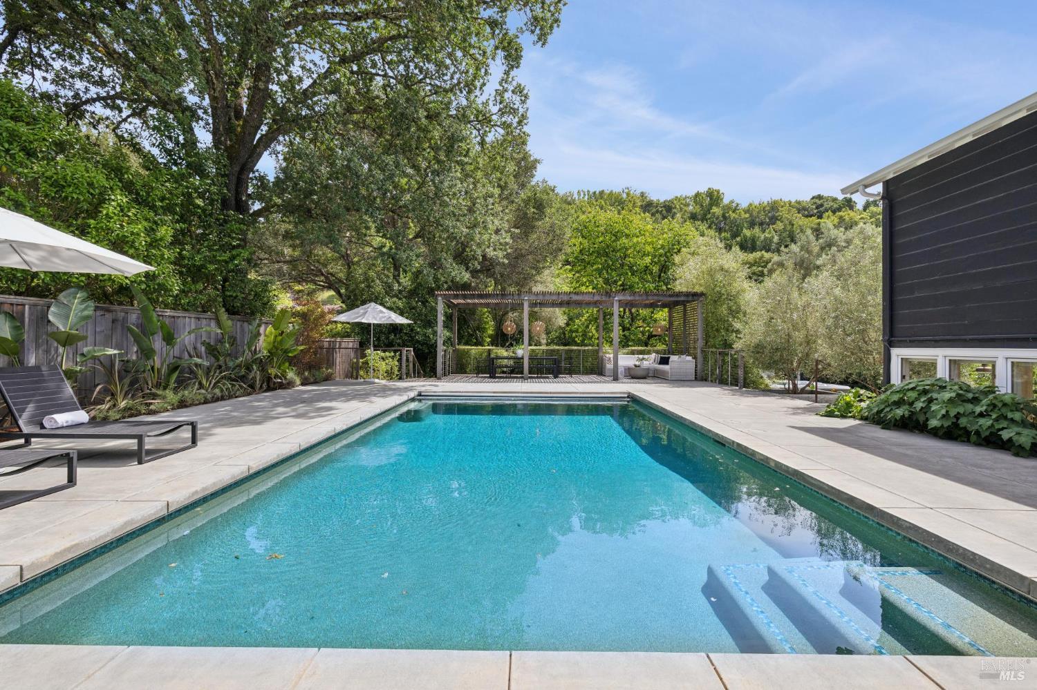 160 Deer Hollow Road