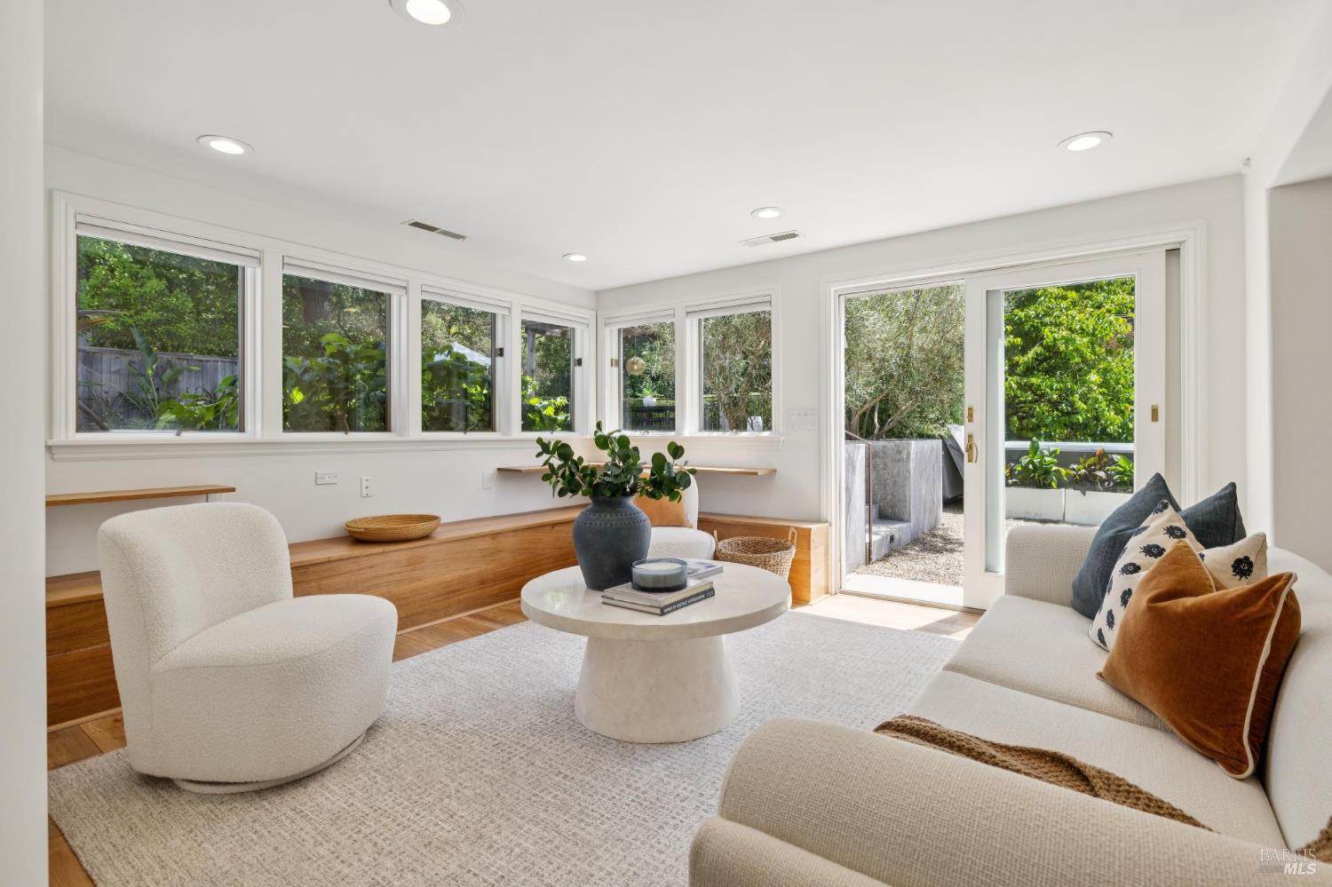 160 Deer Hollow Road