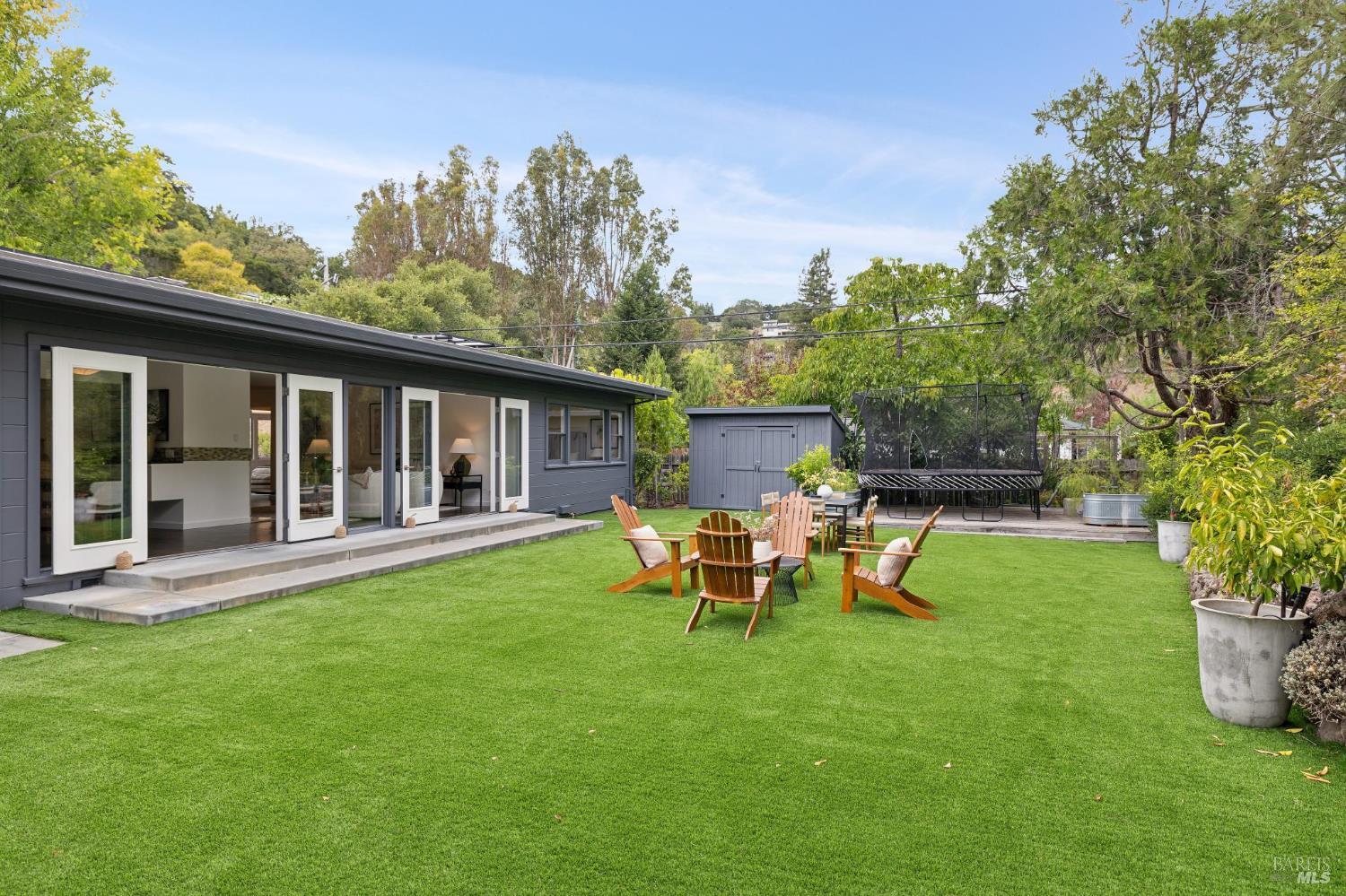 5 Angela Avenue