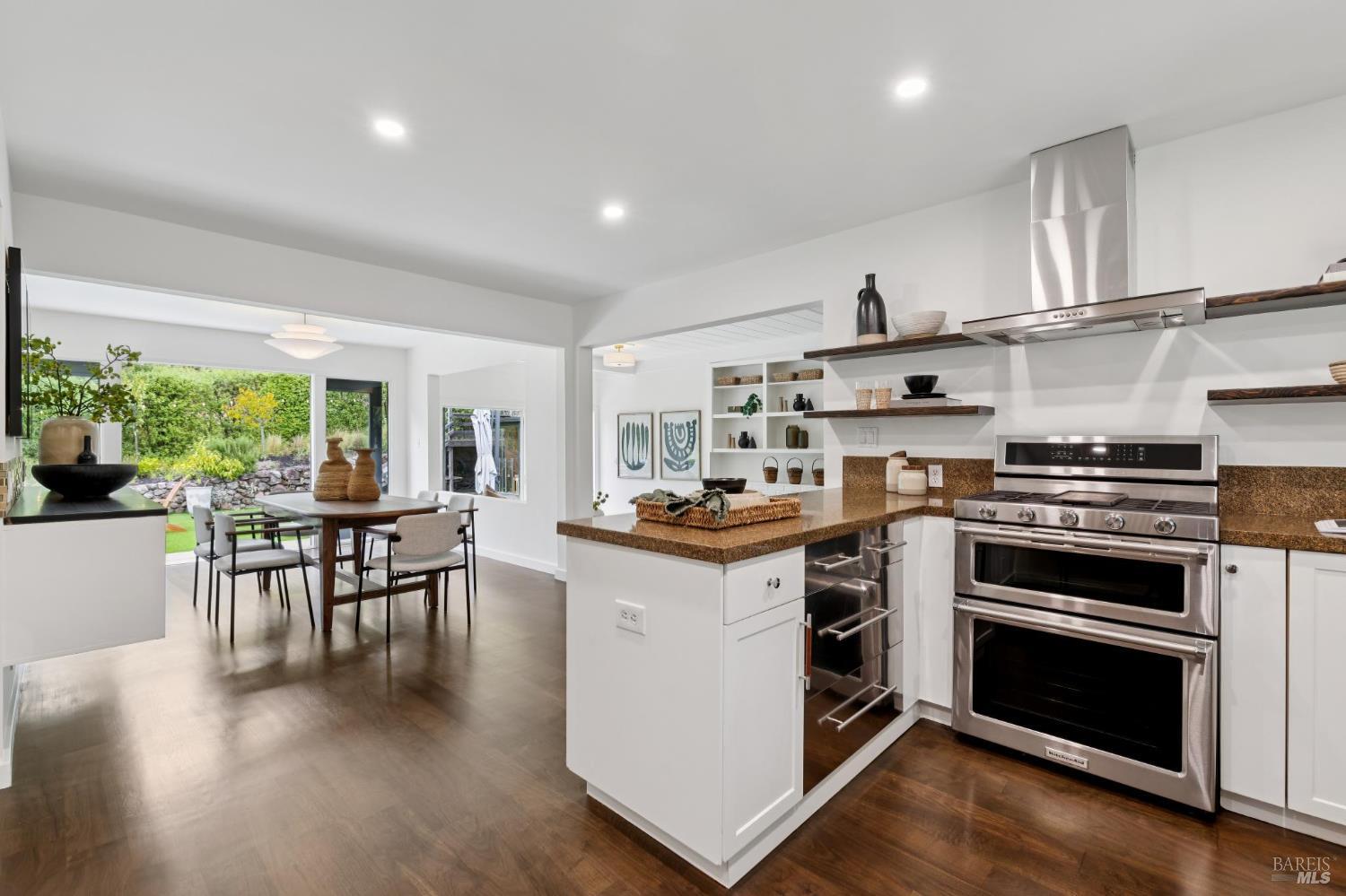 5 Angela Avenue