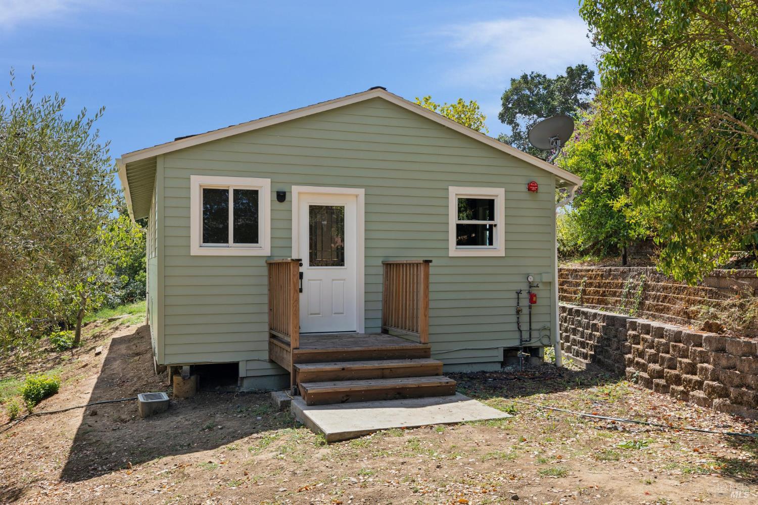 150 W Oak Knoll Drive