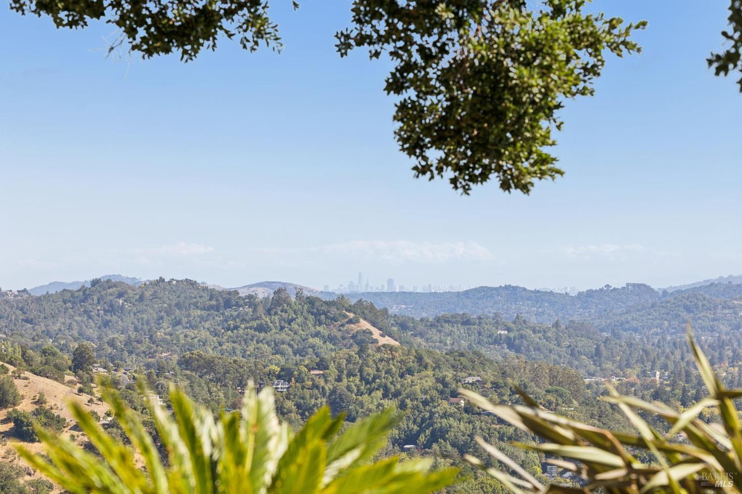 150 W Oak Knoll Drive