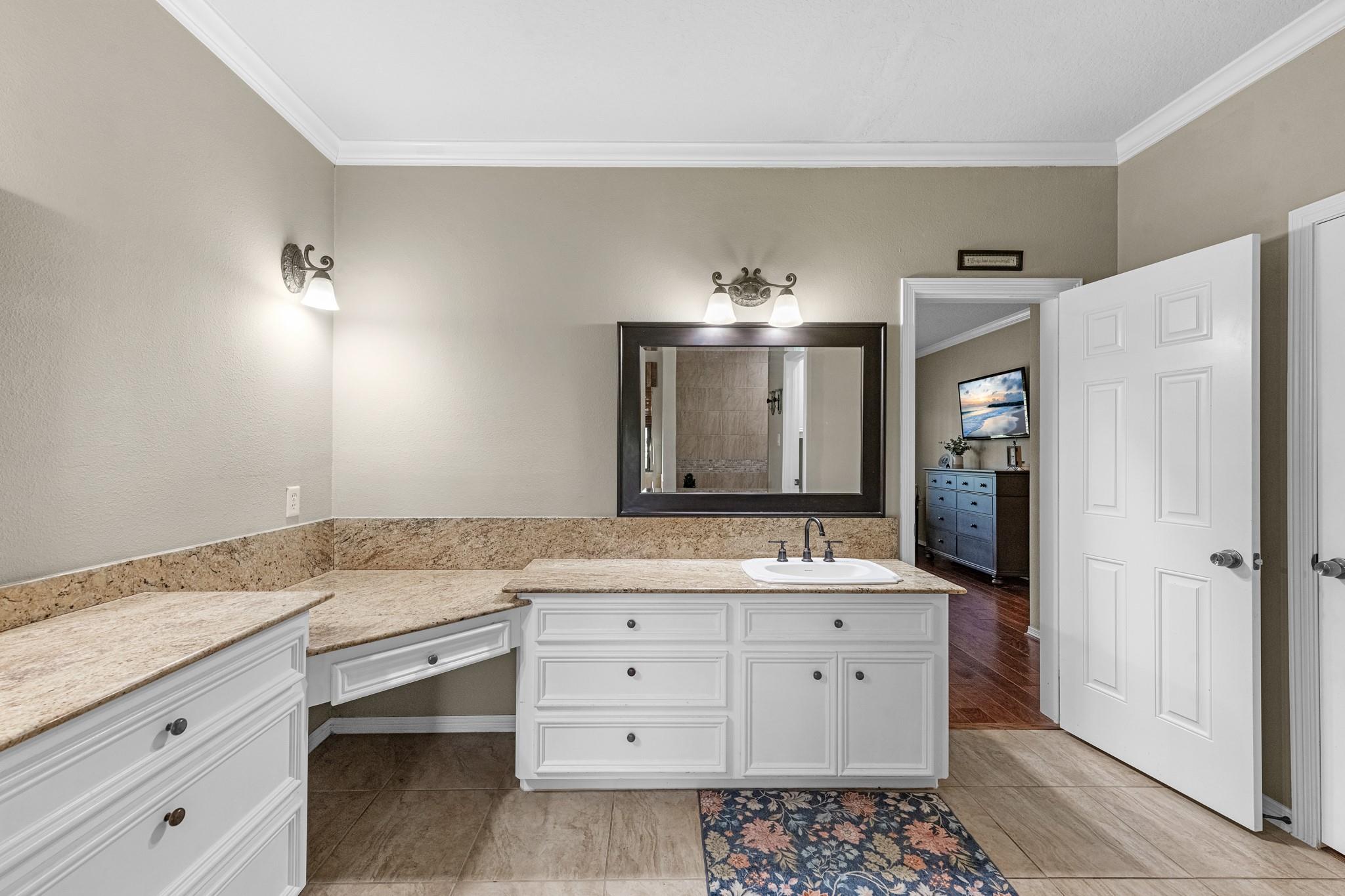 24011 Old Howth Road