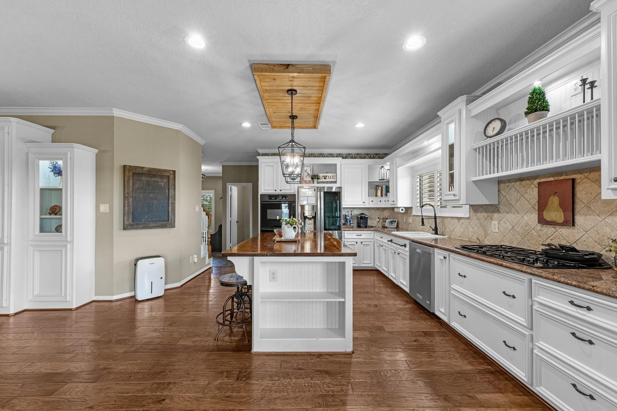 24011 Old Howth Road
