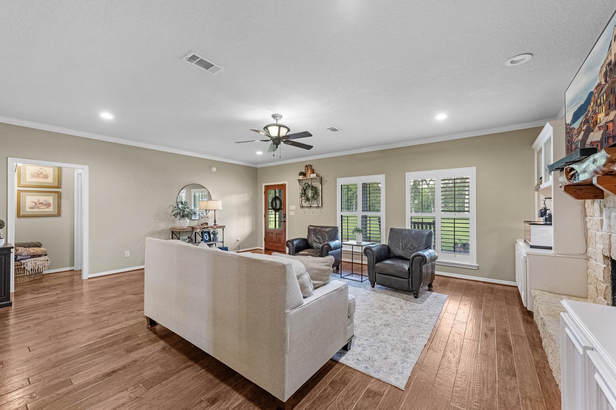 24011 Old Howth Road