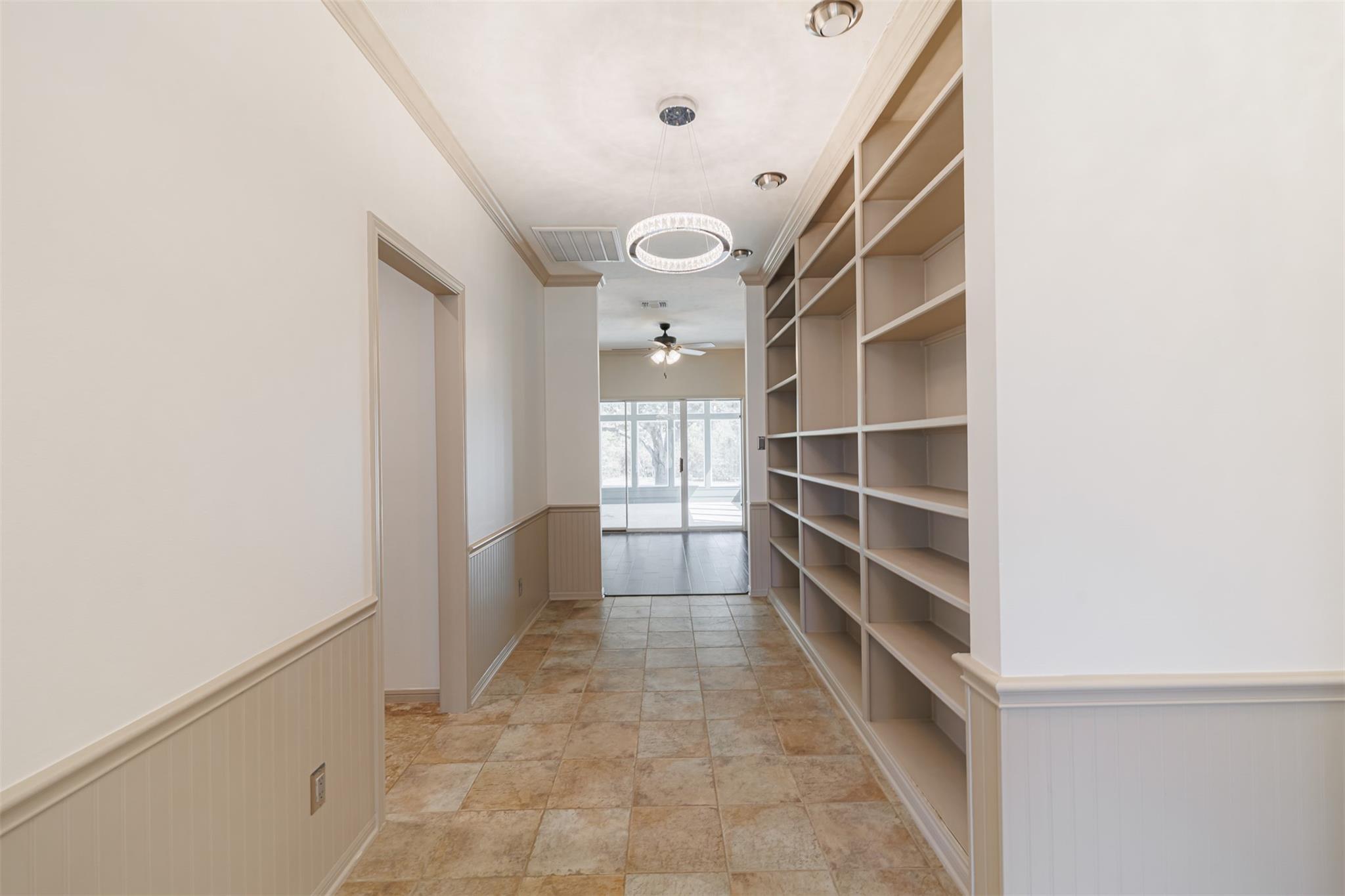 1520 Lakefield Drive, Sealy