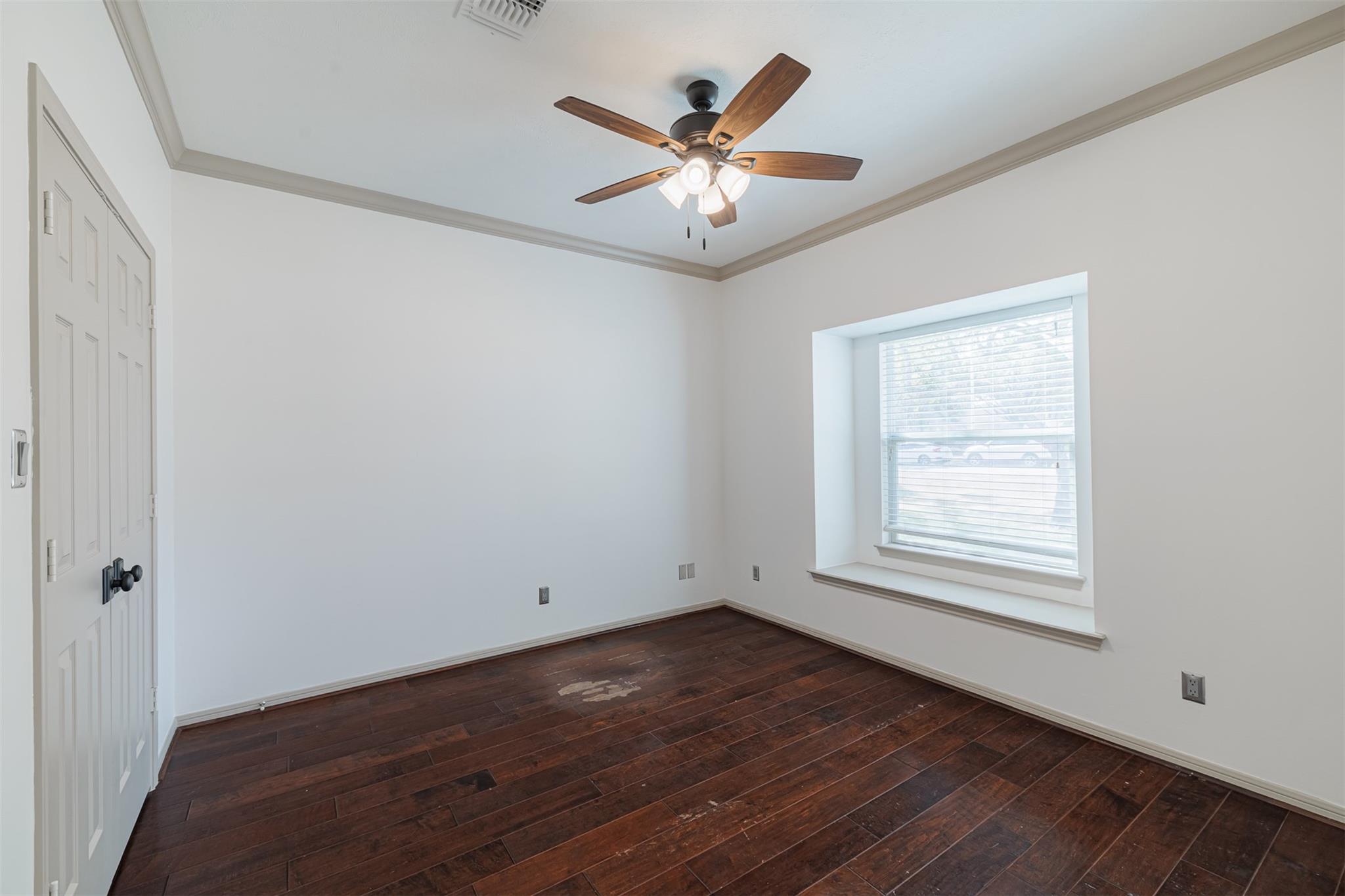 1520 Lakefield Drive, Sealy