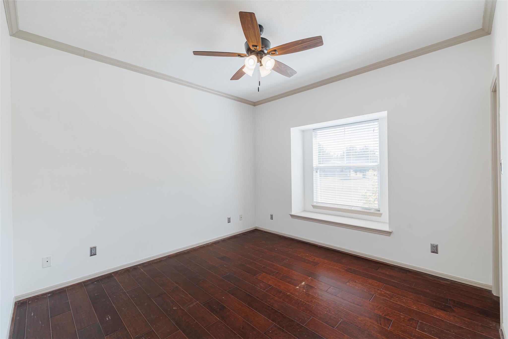 1520 Lakefield Drive, Sealy