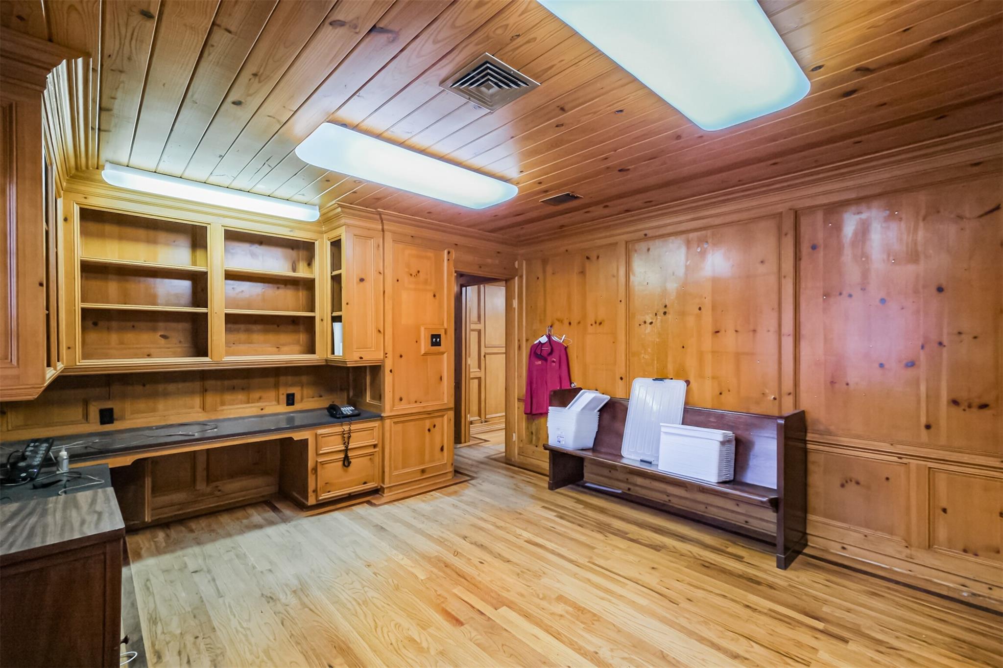 6130 Wheatley Street