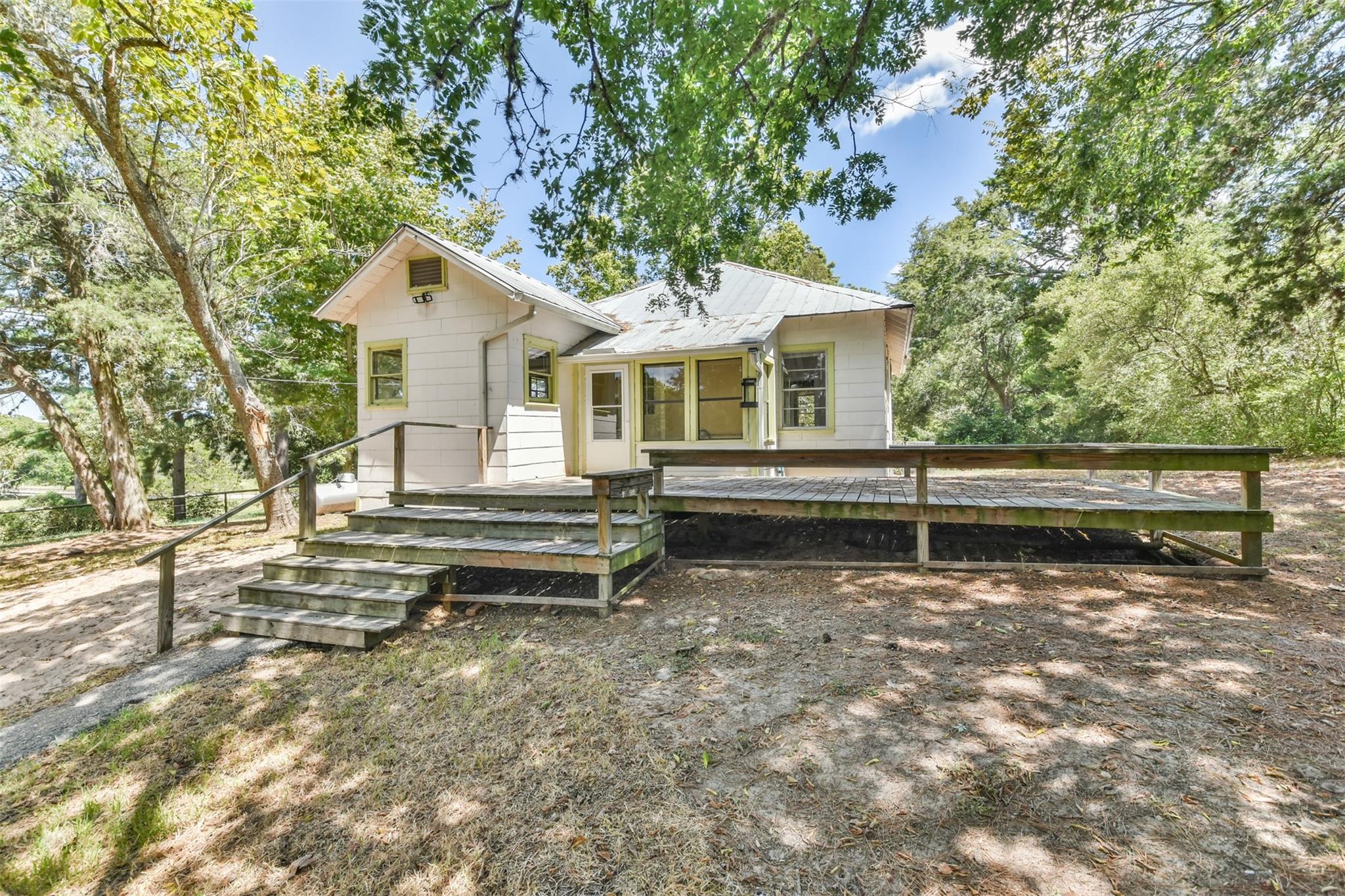 48005 Old Houston Highway Highway