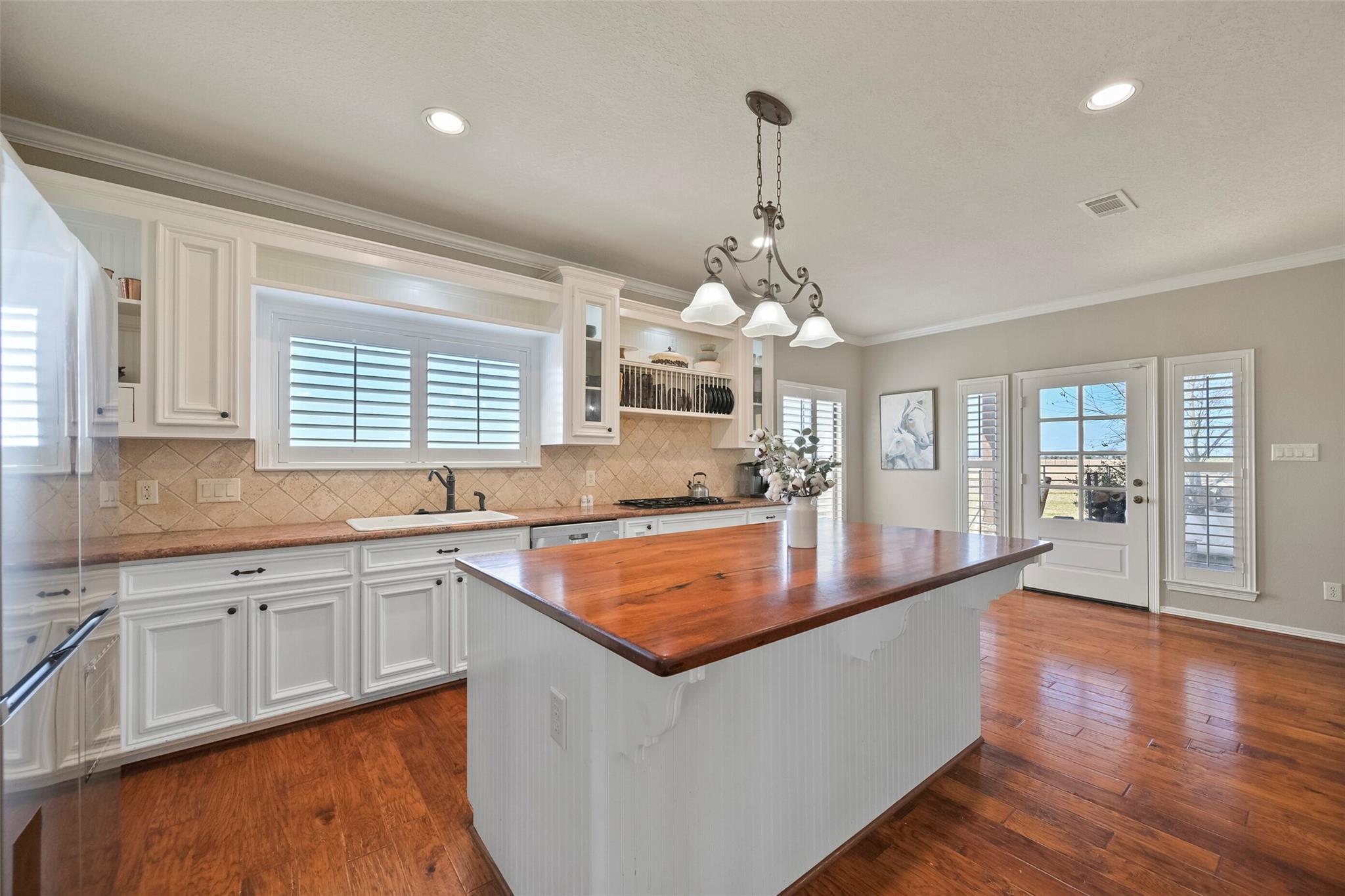 24011 Old Howth Road