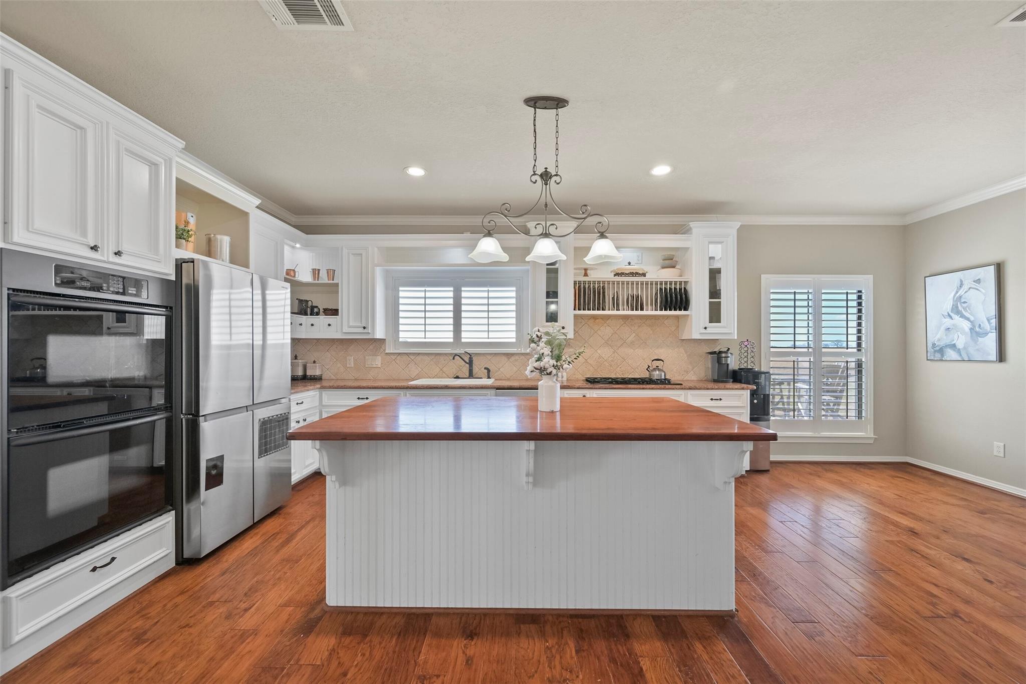 24011 Old Howth Road