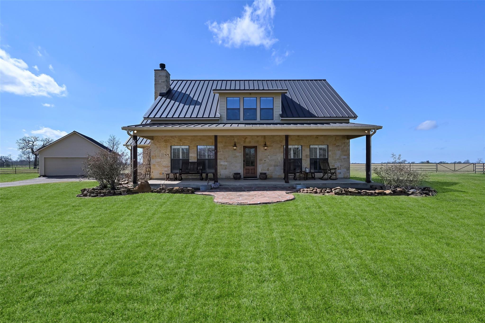 24011 Old Howth Road