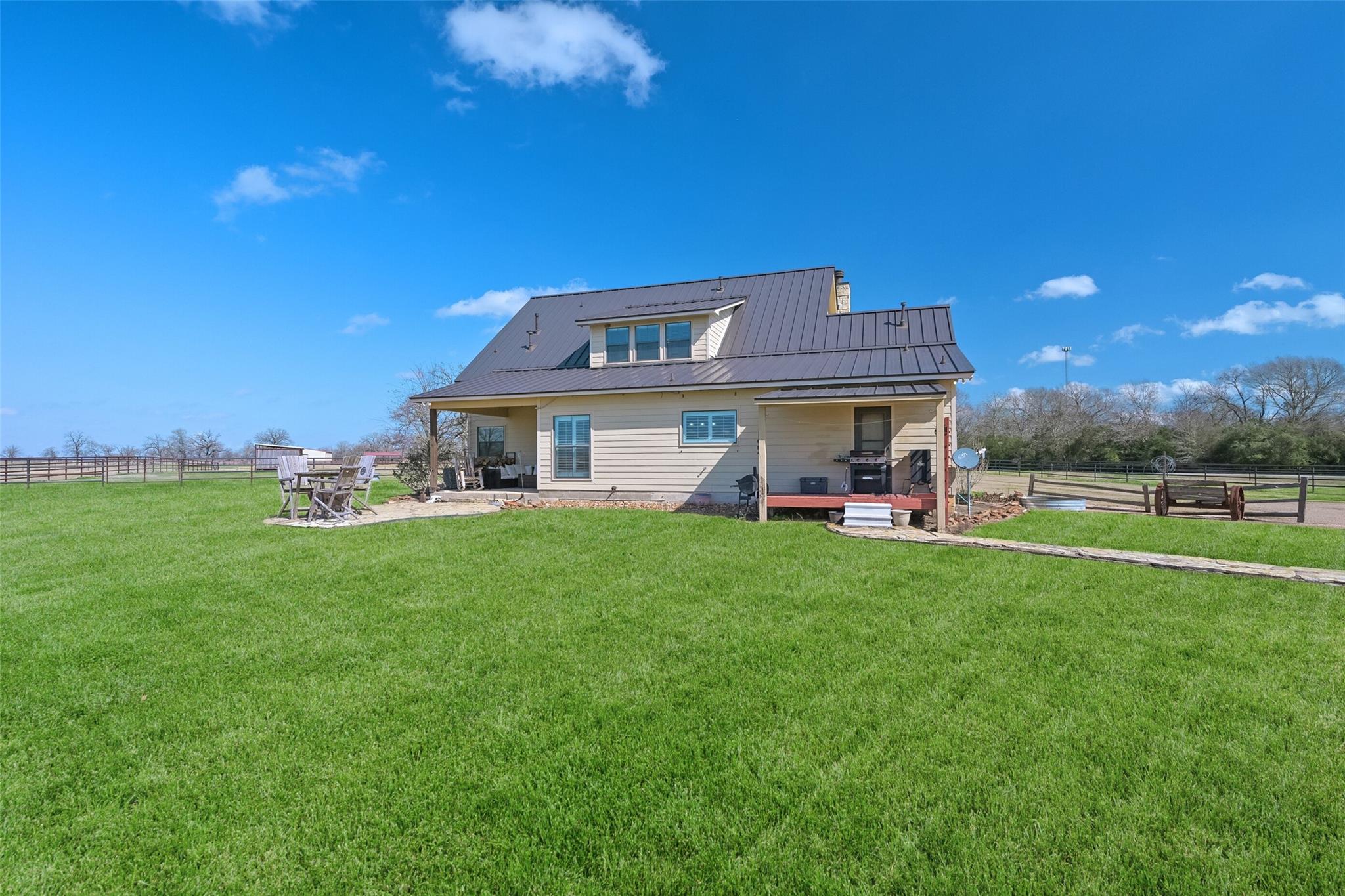 24011 Old Howth Road