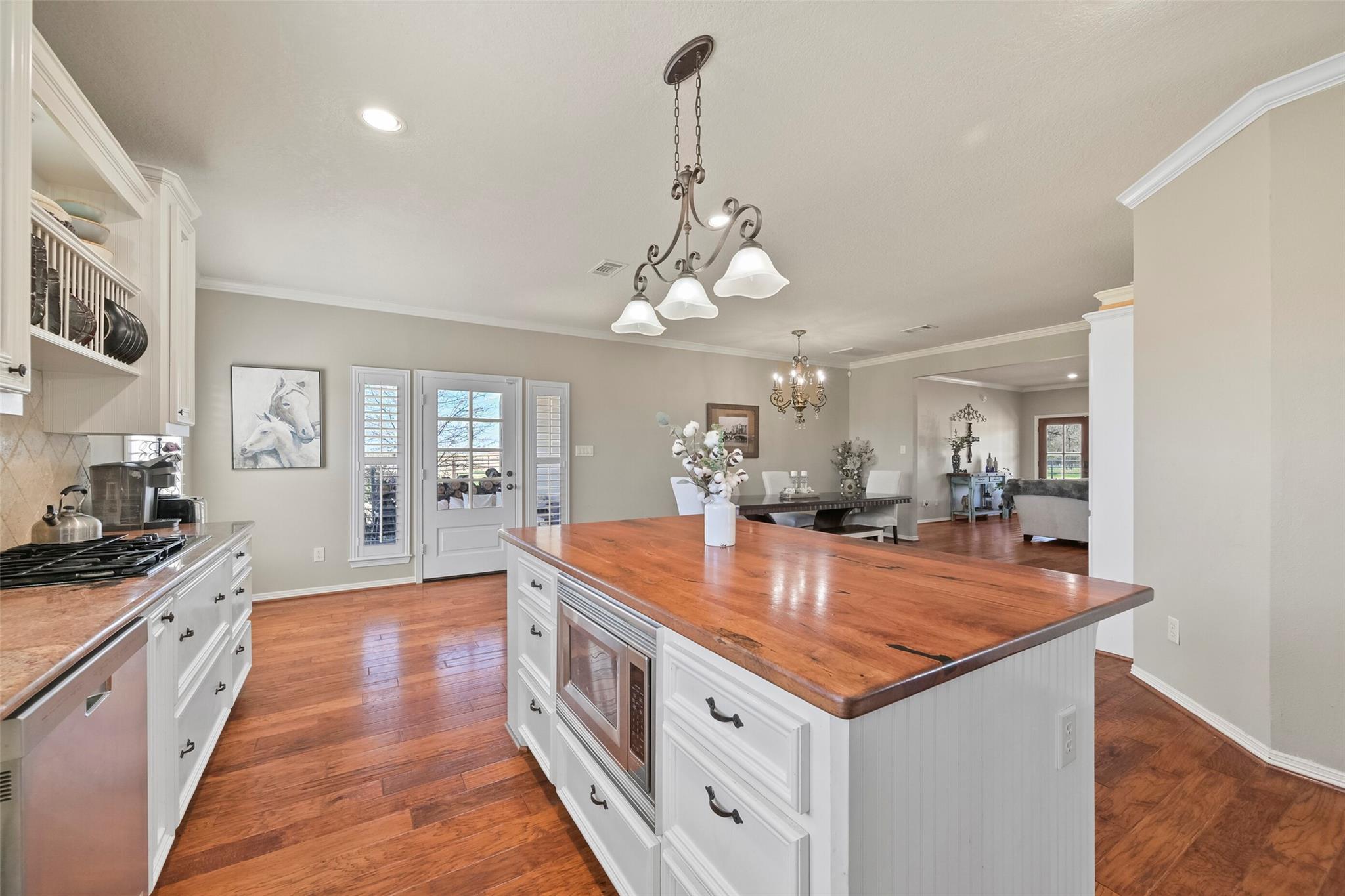 24011 Old Howth Road
