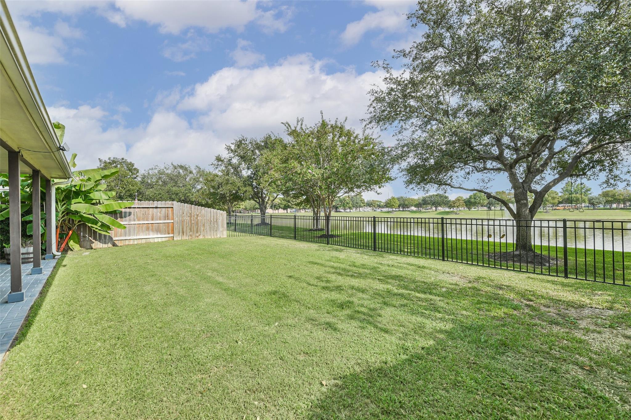 19527 Hardwood Ridge Trail