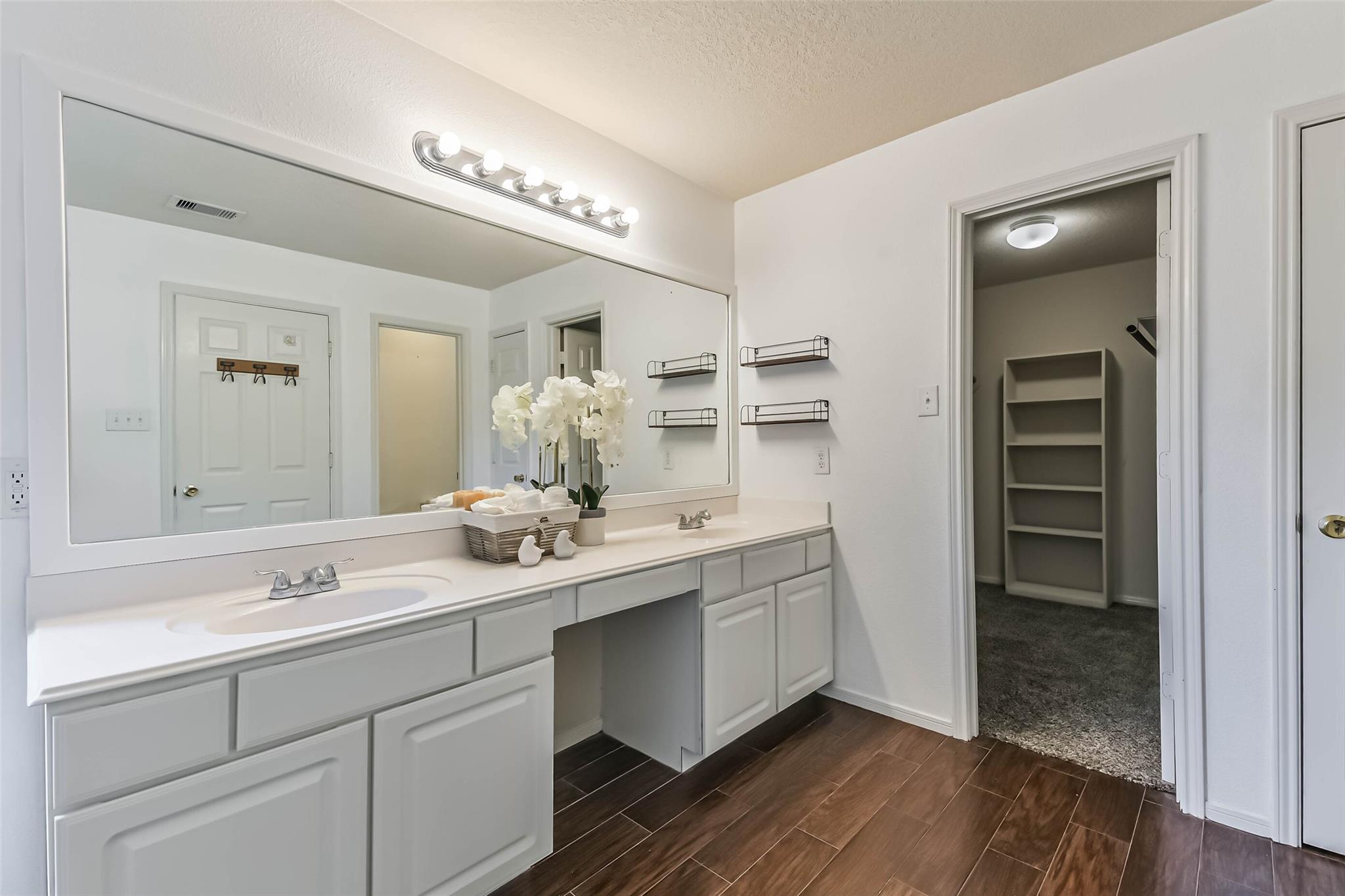 19527 Hardwood Ridge Trail