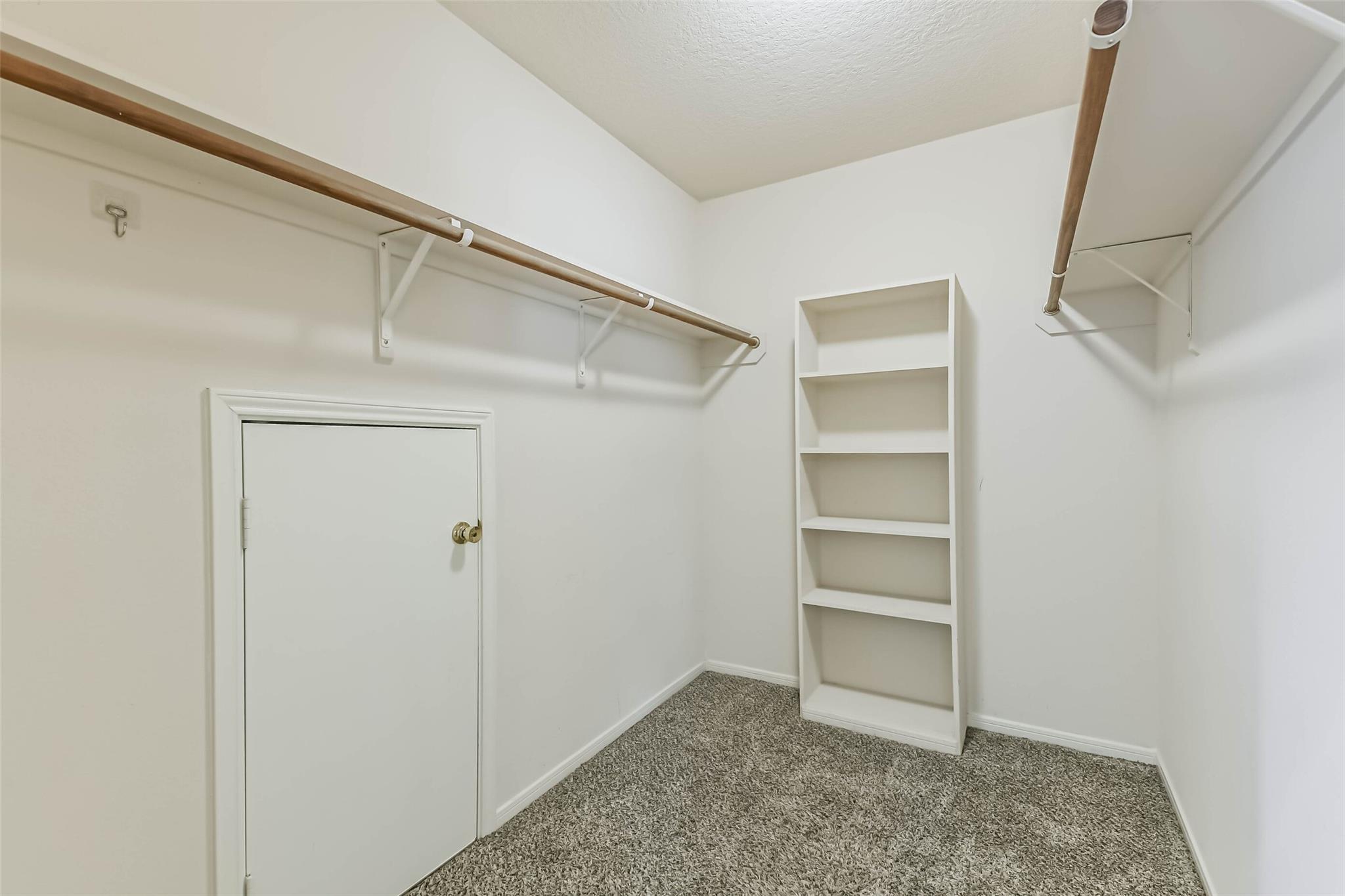 19527 Hardwood Ridge Trail
